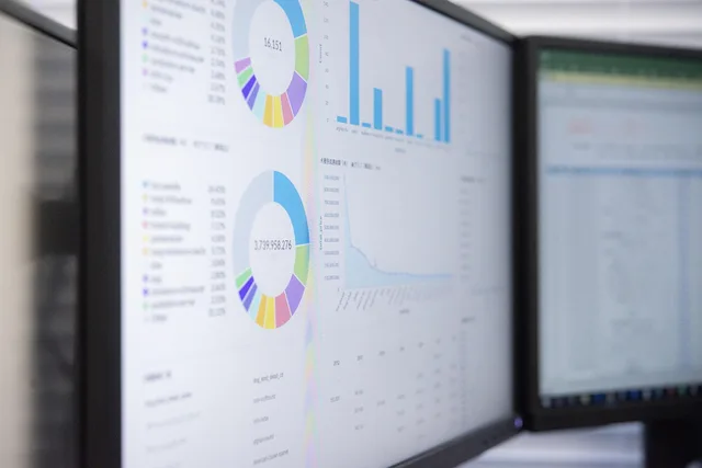 data, chart, graph, monitor, marketing, infographics, analyze, blue marketing, blue data, data, data, data, data, data, chart, graph, graph, marketing. Three business credit monitoring services and what the CFPB says about their data