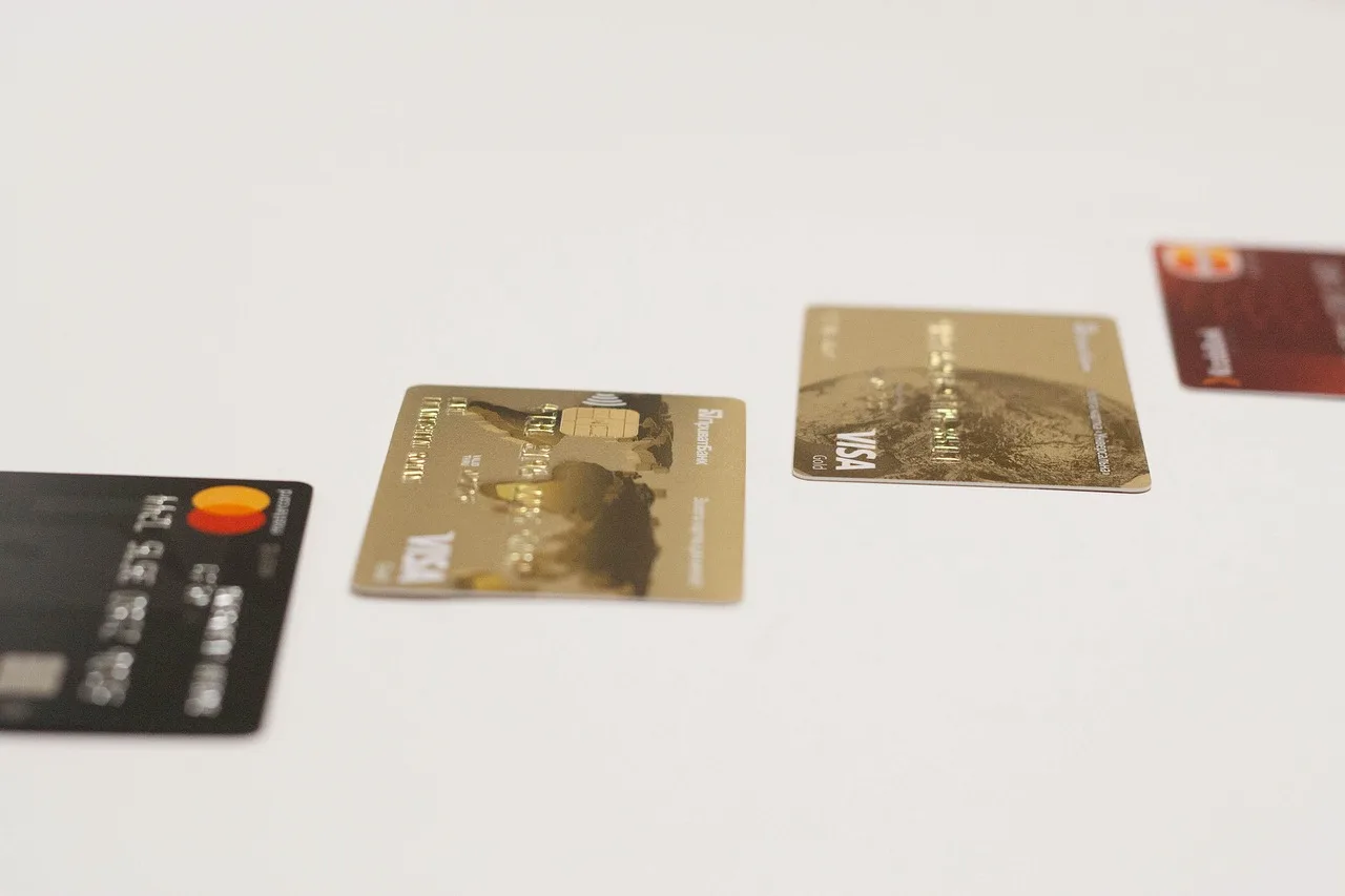 credit card, credit cards, cards, money, credit card, credit card, credit card, credit card, credit card, credit cards, credit cards. Credit bureaus compared: Dun & Bradstreet, Experian, Equifax